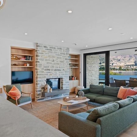 Winona Of Wanaka - Luxury Lakefront Apartment Dış mekan fotoğraf